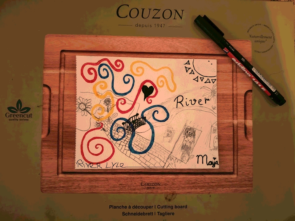 (Geluks poppetjes in een flesje/Luck puppets in a bottle  ~  River by the Palms And Maja by the Garden.jpg)